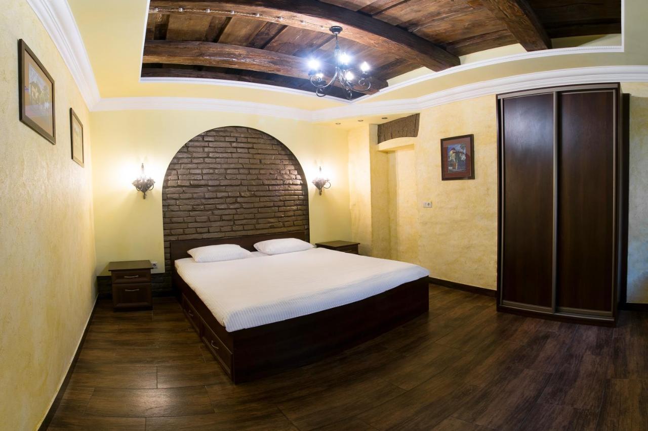 Vidfort Наливайка Lviv Eksteriør bilde